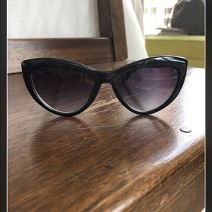 Kate spade cat eyes sunglasses